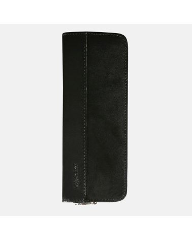 Praktyczny pionowy czarny piórnik skórzany zapinany na zamek