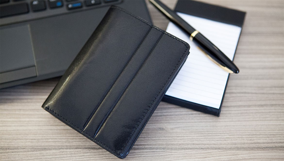 Ekskluzywny prezent dla mężczyzny - jaki wybrać? Luksusowe propozycje